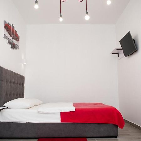 Deluxe Apartment In Old City Center Львов Экстерьер фото