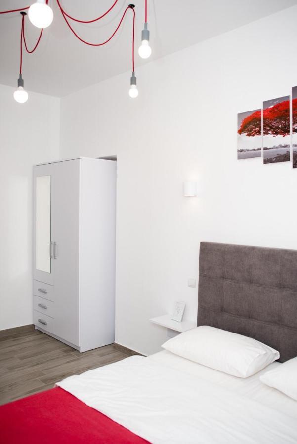 Deluxe Apartment In Old City Center Львов Экстерьер фото